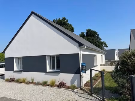 maison de 2020 plain-pied 4 chambres moderne aux portes de vannes (56)