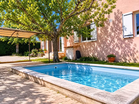 villa 155m2 7p avec piscine