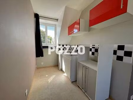 location appartement t1 à granville (50400) : à louer t1 / 24m² granville
