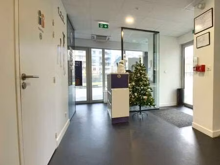 location bureaux et commerces à rennes (35000) : à louer / 140m² rennes