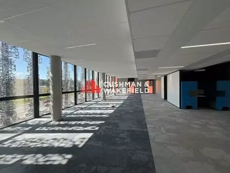 vente bureaux 750 m²