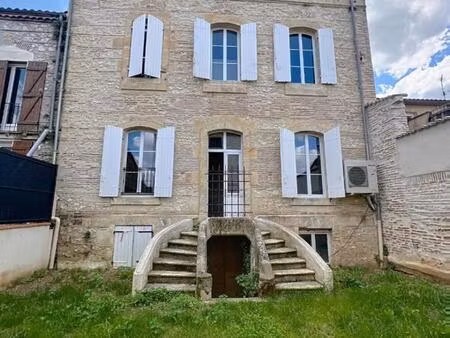 appartement t4 avec exterieur - sainte - livrade sur lot