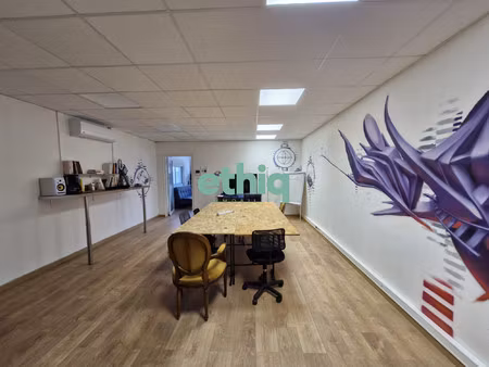 baie-mahault / jarry – local professionnel 56 m² – emplacem