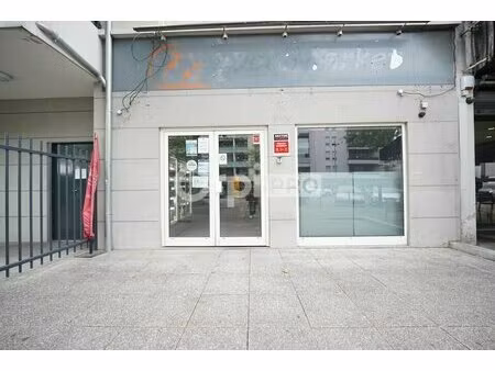 location commerce venissieux 69200 83m²