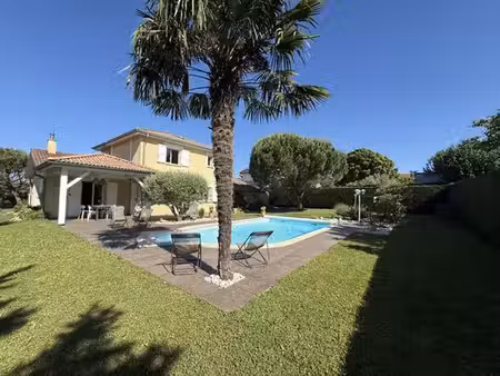 maison de luxe 4 chambres en vente à reventin-vaugris  auvergne-rhône-alpes