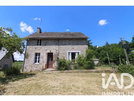 maison à combressol (19250)