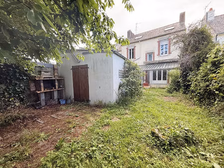 maison de ville sur 314m2 de terrain clos