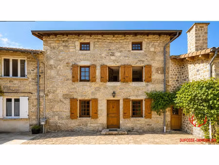 ardèche - maison de caractère rénovée 185 m²