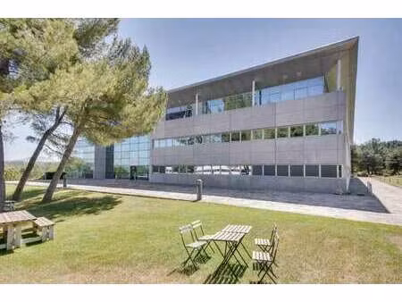 location bureaux 208 m² à 1 506 m²