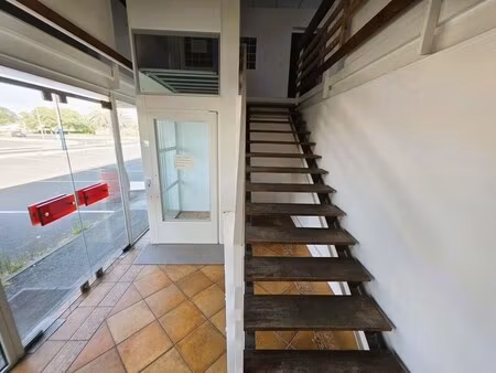 location bureaux 156 m²
