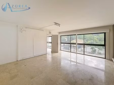 location bureaux 10 m² à 67 m²