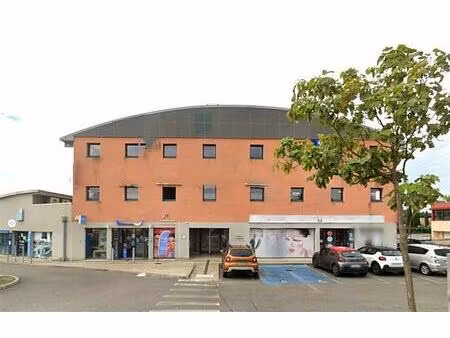 location bureau st aunes 250 m²