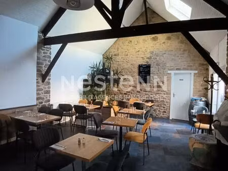 vente commerce auray 56400 250m²