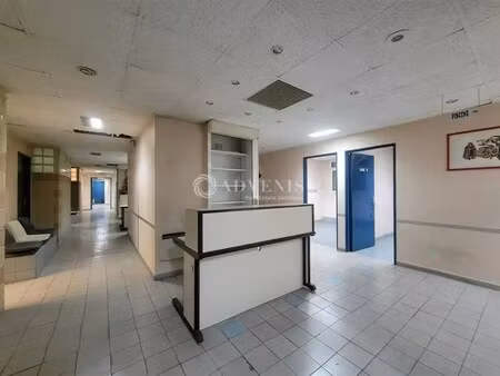 vente commerce saint denis 93200 724m²