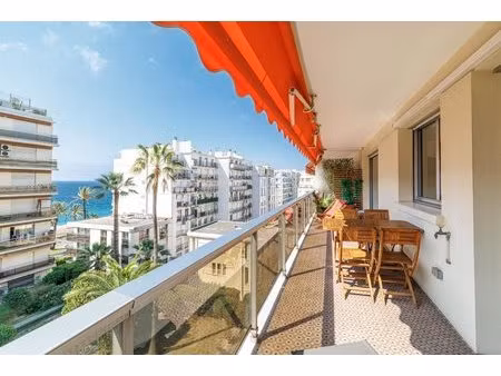nice rue de france 3p 50m2 terrasse 15 m2 vue mer calme cave