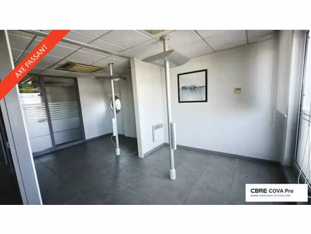 location commerce besancon 312 m²