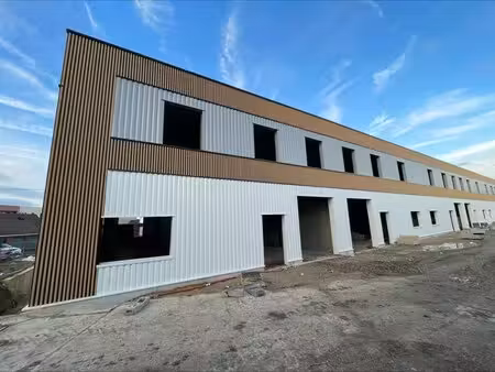 location local d’activités asnières-sur-oise 95270 260m² à 1560m²