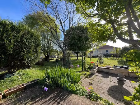 vente maison 2 pièces 70 m² à chalus (87230)  90 118 €