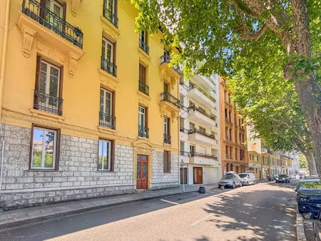 vente appartement 3 pièces 65 m² nice (06300)