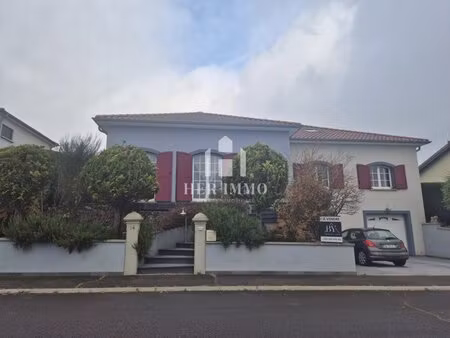 en vente maison mitoyenne 280 m² – 600 000 € |cosnes-et-romain