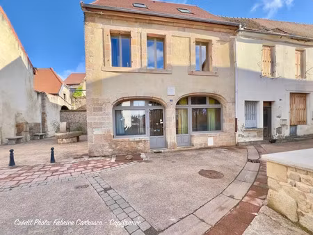 vente maison 4 pièces 227 m² à montaigut en combraille (63700)  110 500 €
