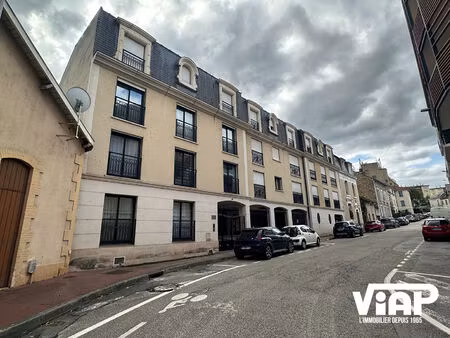 appartement avec terrasse dans résidence de standing