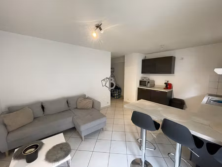 location appartement 2 pièces 34m² onet le chateau 12850