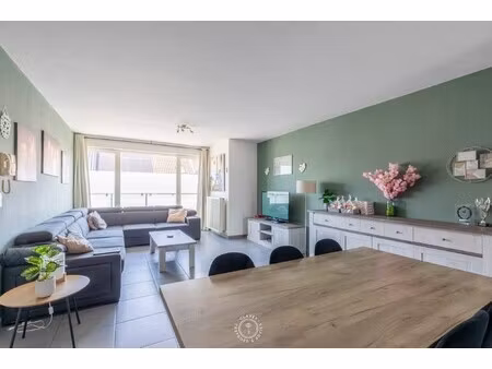 appartement te huur in sint-niklaas met 3 slaapkamers