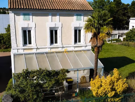 vente maison 4 pièces 69 m² à ruelle-sur-touvre (16600)  137 800 €