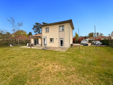 saint-bernard – maison récente 2018 au calme et belles prestations.