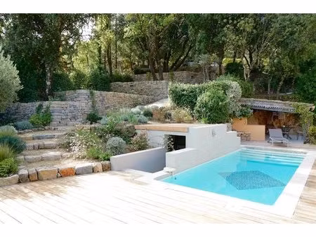 maison proche village - 140m2 - vue - piscine