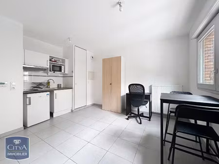 appartement à louer 1 pièce 23.98 m² - nîmes (30) - 495€