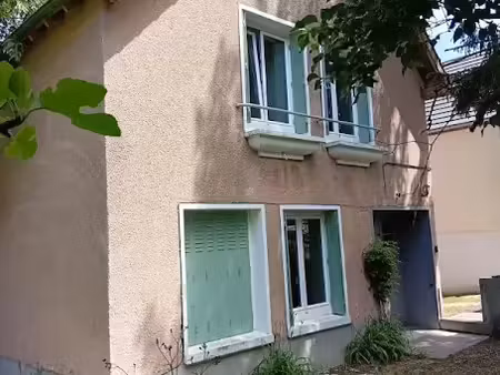 vente maison 4 pièces 79 m² à plaimpied-givaudins (18340)  154 600 €