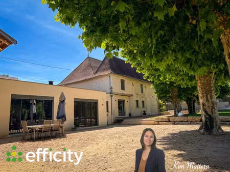 maison 8 pièces - 342 m²