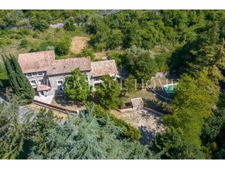 maison de luxe à vendre à bonnieux : 840 000 € | 200m²