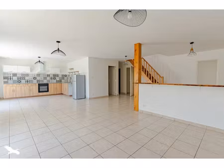 vente maison 7 pièces 141 m² créon (33670)