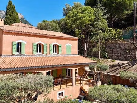 maison de 4 chambres de luxe en vente à le revest-les-eaux  provence-alpes-côte d'azur