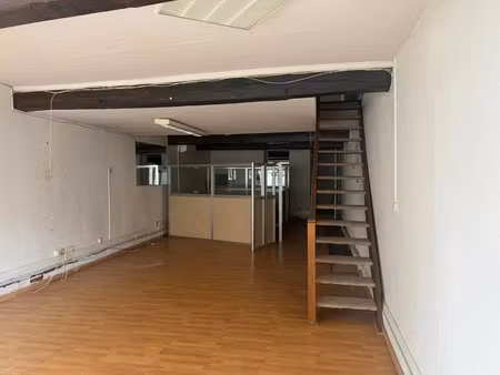 vente immeuble blaye (33390)