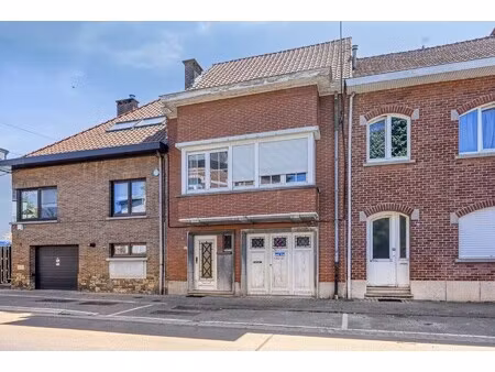 gunstig gelegen woning met 3 slaapkamers  tuin en garage