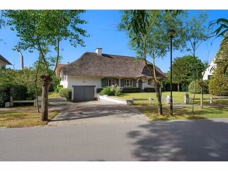 exclusief gelegen villa met zicht op de royal zoute golf