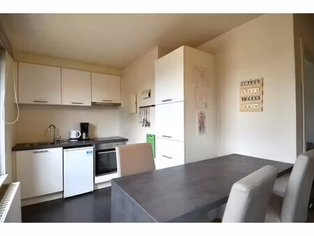 instapklaar 1-slaapkamerappartement te koop in het gezellige harelbeke
