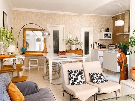 maison de caractère avec garage  centre de pézenas 90m2