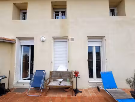 a vendre f3 loué grande terrasse