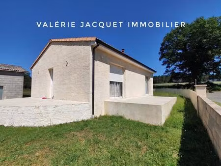 à 7 km de montguyon ensemble immobilier unique : maison moderne & grand hangar équipé