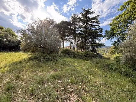 terrain constructible avec vue dominante