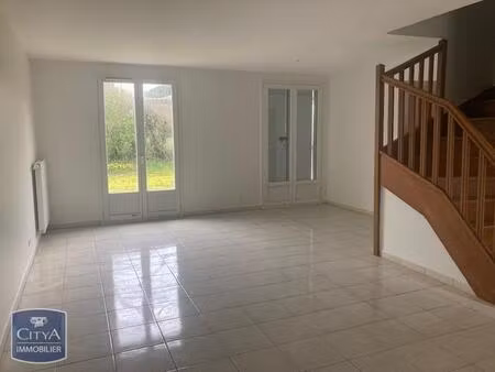 location maison 5 pièces 112m² buxerolles 86180