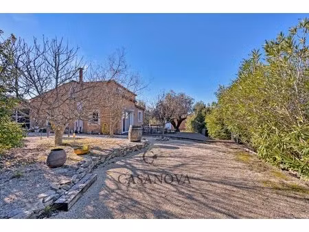 maison familiale avec accés direct à la nature prades-le-lez  bord de zone boisée...