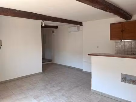 location appartement 2 pièces 39m² la celle 83170