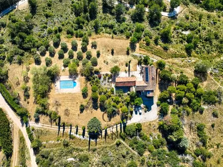 mas de 307m² avec piscine et vue imprenable sur les montagnes  lac du salagou  montpellier