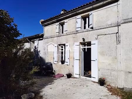 charentaise en pierres de taille